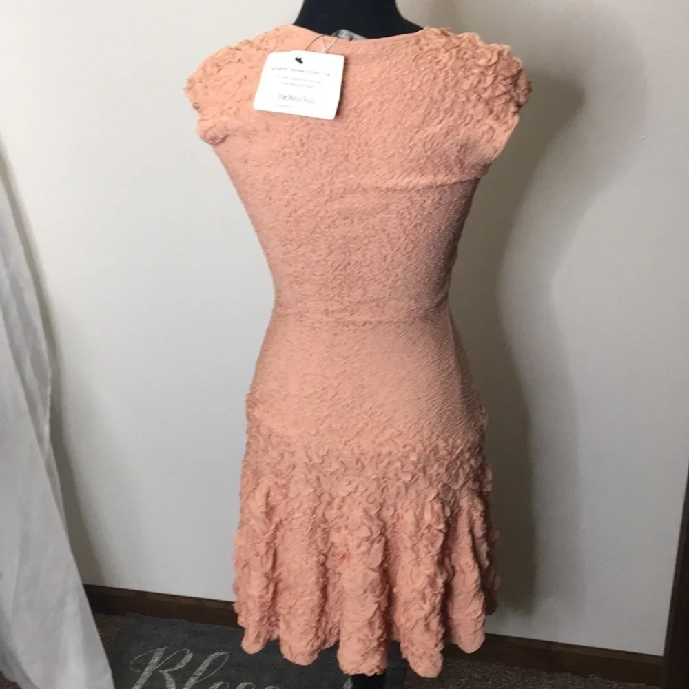 Alexander McQueen blush peach textural pucker knit flounced dress size s… - Picture 6 of 12